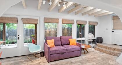 Angel Sky Hacienda - Dog Friendly, Hot Tub, Yoga