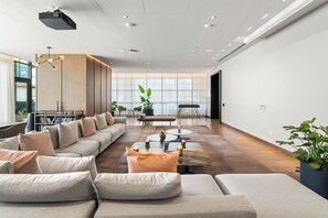 Interior - 1 BD - Miami WorldCenter unbeatable location (Miami)