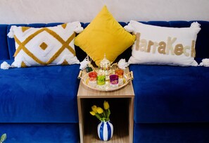 Interior - Khamo Apartment, 15 min Walking to Airport, 15 min by Taxi to Medina (Marrakech)