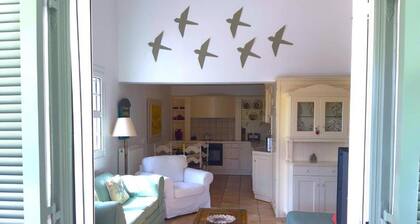 Skaloma Beachfront Seaview Villa Retreat