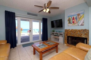TV - Oceanfront Paradise Townhome in Melbourne Beach (Melbourne Beach)