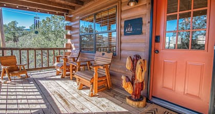 Davis Mountains Hideaway-Cactus Flower Cabin