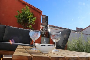 Outdoor dining - Casa Vigie I Oasis ensoleillée à La Chaume (Les Sables-d´Olonne)