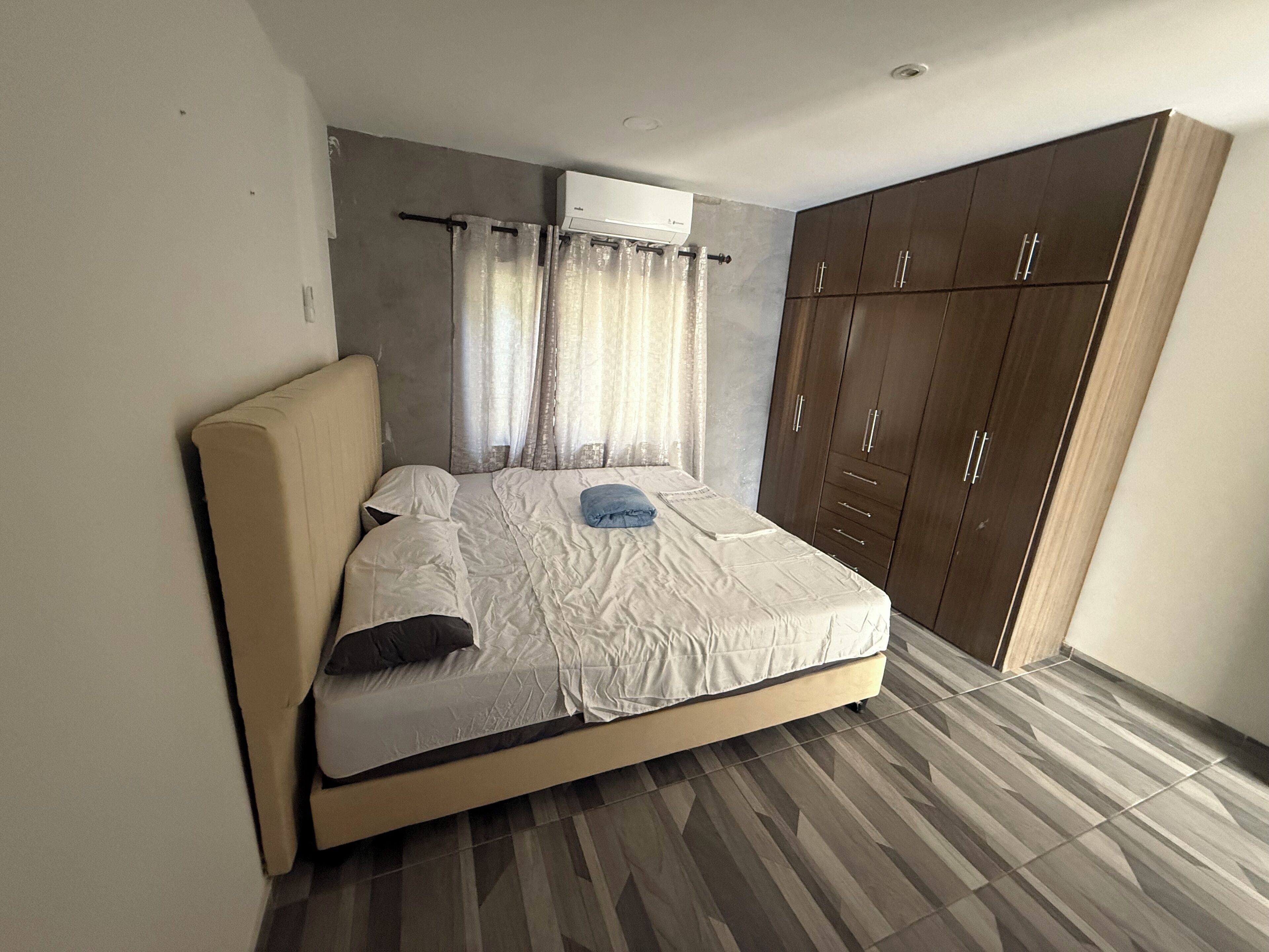 3 habitaciones, wifi y ropa de cama 