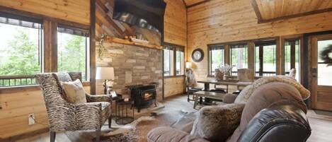 TV, peis og fotballspill