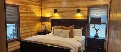 5 soverom, strykejern/-brett, wi-fi og sengetøy