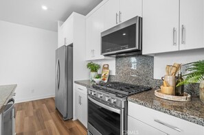 Private kitchen - WALKING DISTANCE TO D-LAND GOOFY'S GORGEOUS 3-BEDROOM HOME (Garden Grove)