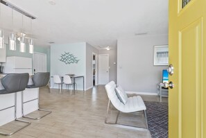 Interior - Turn-Key 2BR Sarasota Oasis: Private Yard, Fully Stocked, Beaches & Downtown (Sarasota)