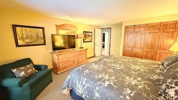2 bedrooms, desk, iron/ironing board, WiFi