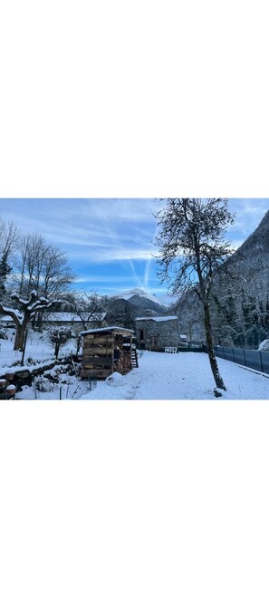 Miscellaneous - Renovated house, pets welcome and fenced garden (Ercé)