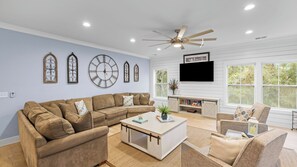 Talo (4 Bedrooms) | Sisätilat