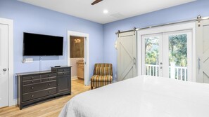 House (4 Bedrooms) | Interior - Folly Beach Getaway Near Sand Covered Lounge, BBQ & Outdoor TV Tidecrest by Avantstay (Folly Beach)