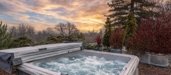 Hilltop Haven – Scenic Getaway Near Top Wineries!