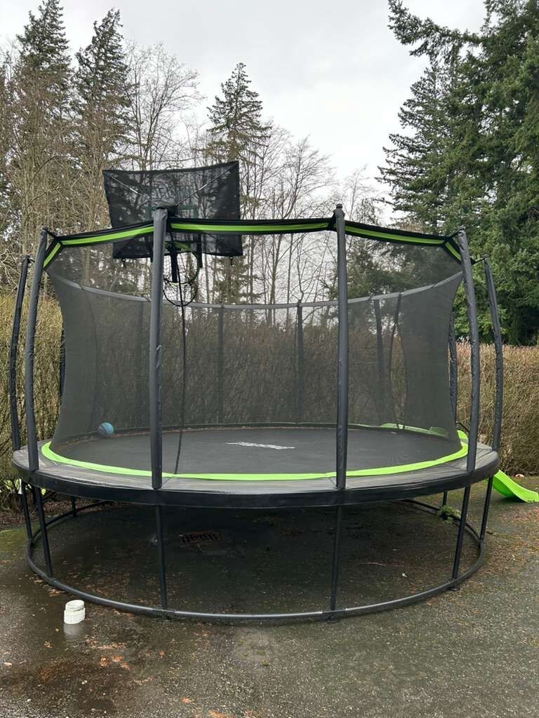 Trampolin