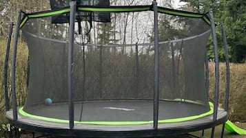 Trampolin