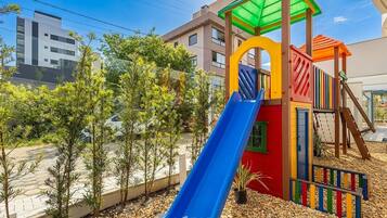 Basic Apartment | Children's area