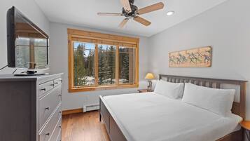 Studio (2 Bedrooms) | Exterior