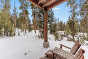 Studio (2 Bedrooms) | Exterior