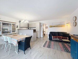 TV - QUIBERON - 3 rooms - 54m2 - City center (QUIBERON)