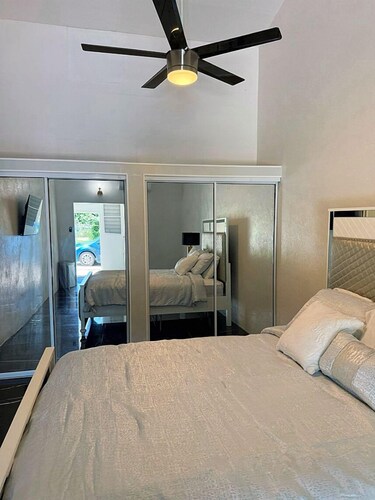 Serene Studio with AC and WiFi in charming Christiansted
