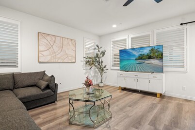 Luxury 5BR/7 Beds/5 Kings/3TVs/Soft Water+Purified