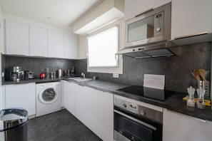 Fridge, microwave, oven, dishwasher
