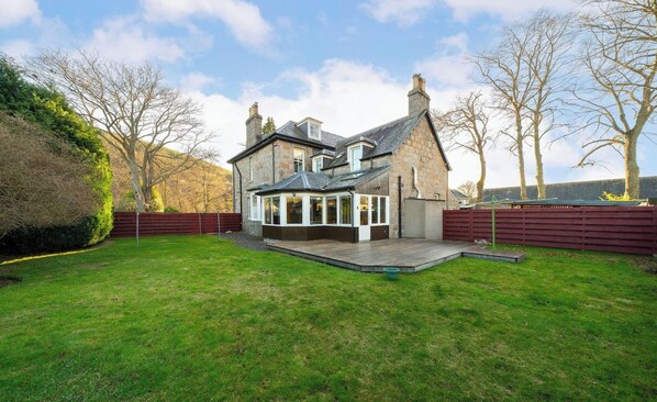 House | 5 bedrooms - Inchgeal Lodge Ballater Royal Deeside (Ballater)