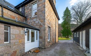 House | 5 bedrooms - Inchgeal Lodge Ballater Royal Deeside (Ballater)