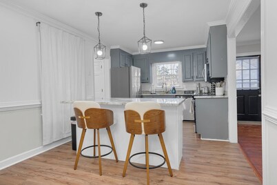 Cozy Family Cottage ~ Prime Location!