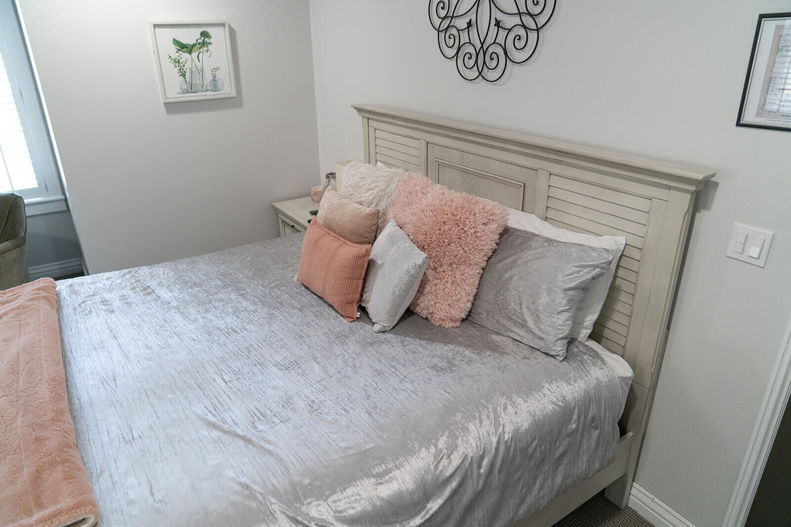 Habitación individual Deluxe, vistas a la montaña | Sistema de insonorización, tabla de planchar con plancha, wifi gratis