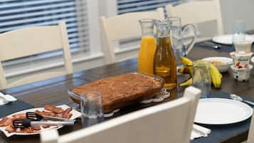 Free daily full breakfast