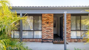 Exterior detail - Narrawallee Nirvana - Beach House (Narrawallee)
