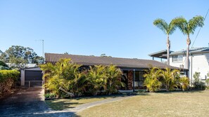 Exterior - Narrawallee Nirvana - Beach House (Narrawallee)