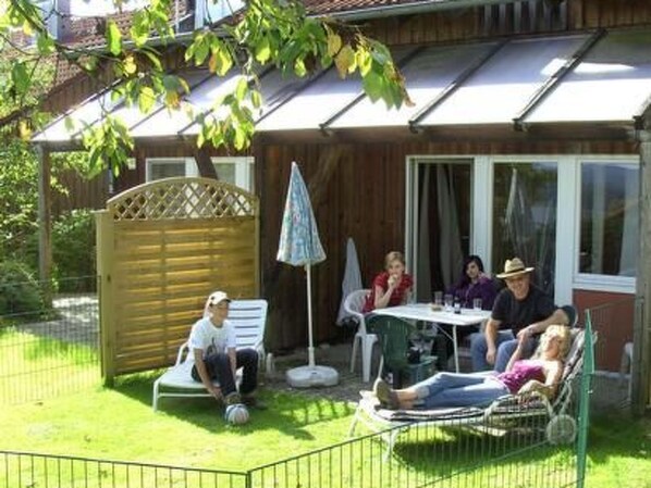 Terrace/patio - in Zandt mit Grill, Garten und Terrasse by Interhome (Zandt)