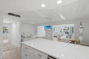 Interior - BG Beach Club 5D - Ground Level No Stairs - Sleeps 6 - Close to Village (Boca Grande)