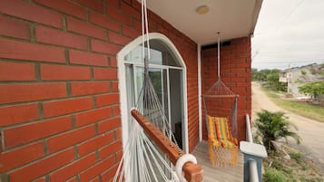 Chambre Deluxe double, en face de la plage | Terrasse/patio