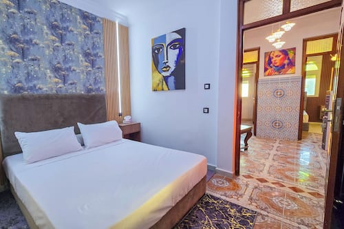 Apartamento familiar, 4 habitaciones, no fumadores, frente al mar | Sábanas de algodón egipcio y ropa de cama de alta calidad