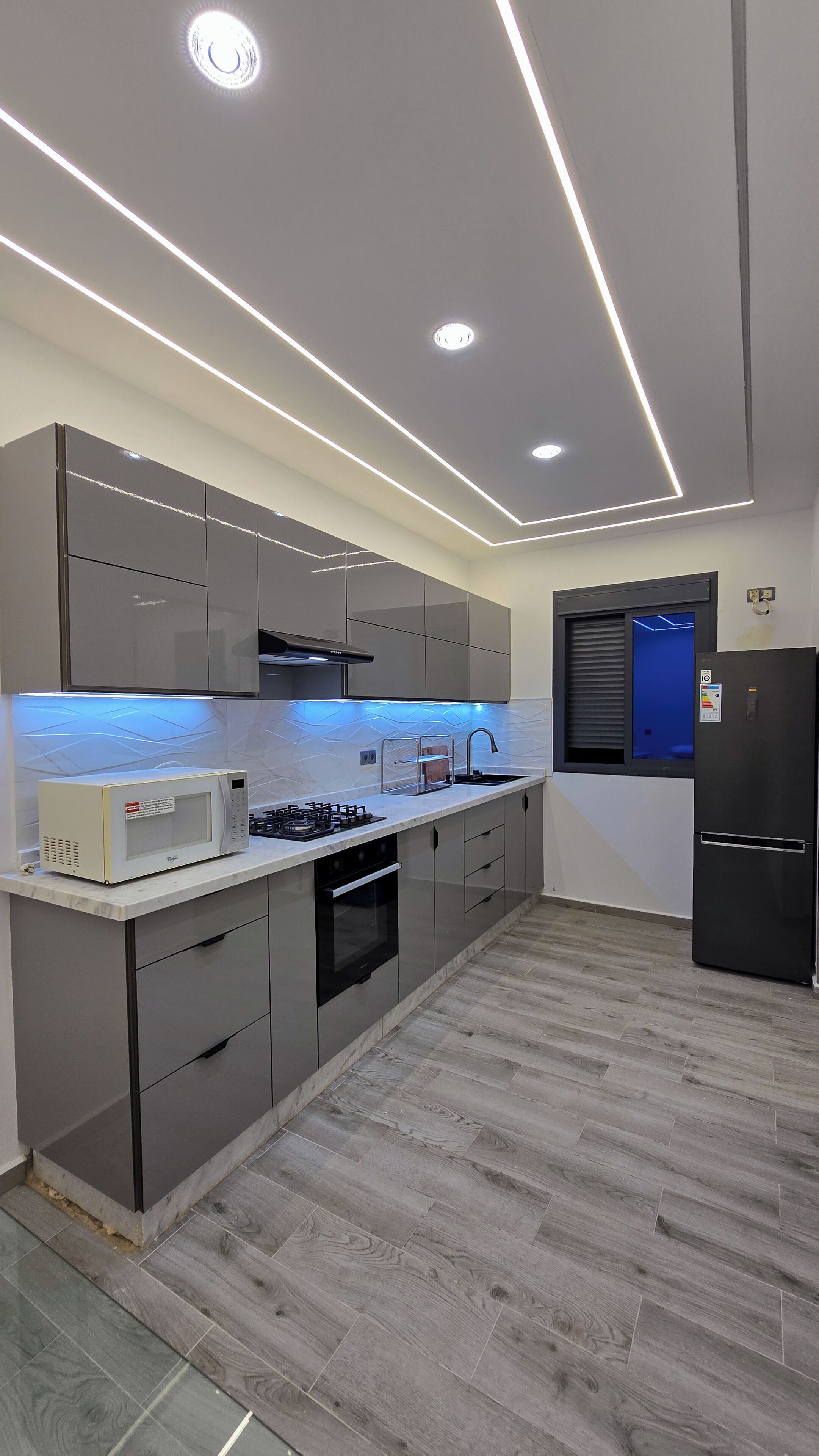 Family Apartment, 4 Bedrooms, Non Smoking, Oceanfront | Private kitchen | Full-size fridge, oven, stovetop, toaster