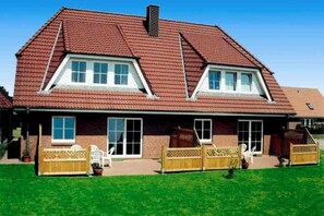 Exterior - mit Terrasse by Interhome (Heiligenhafen)