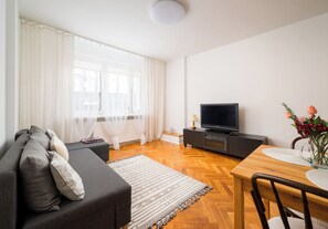 TV - Twarda Downtown Apartment (Warszawa)