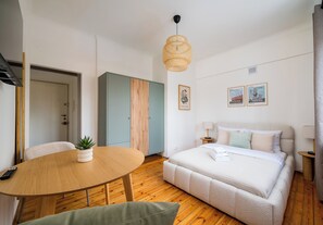 Iron/ironing board, WiFi, bed sheets - Saska Kępa Lavish Studio (Warszawa)