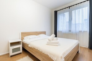 Iron/ironing board, WiFi, bed sheets - Szurmana Modern Stay Apartment (Katowice)