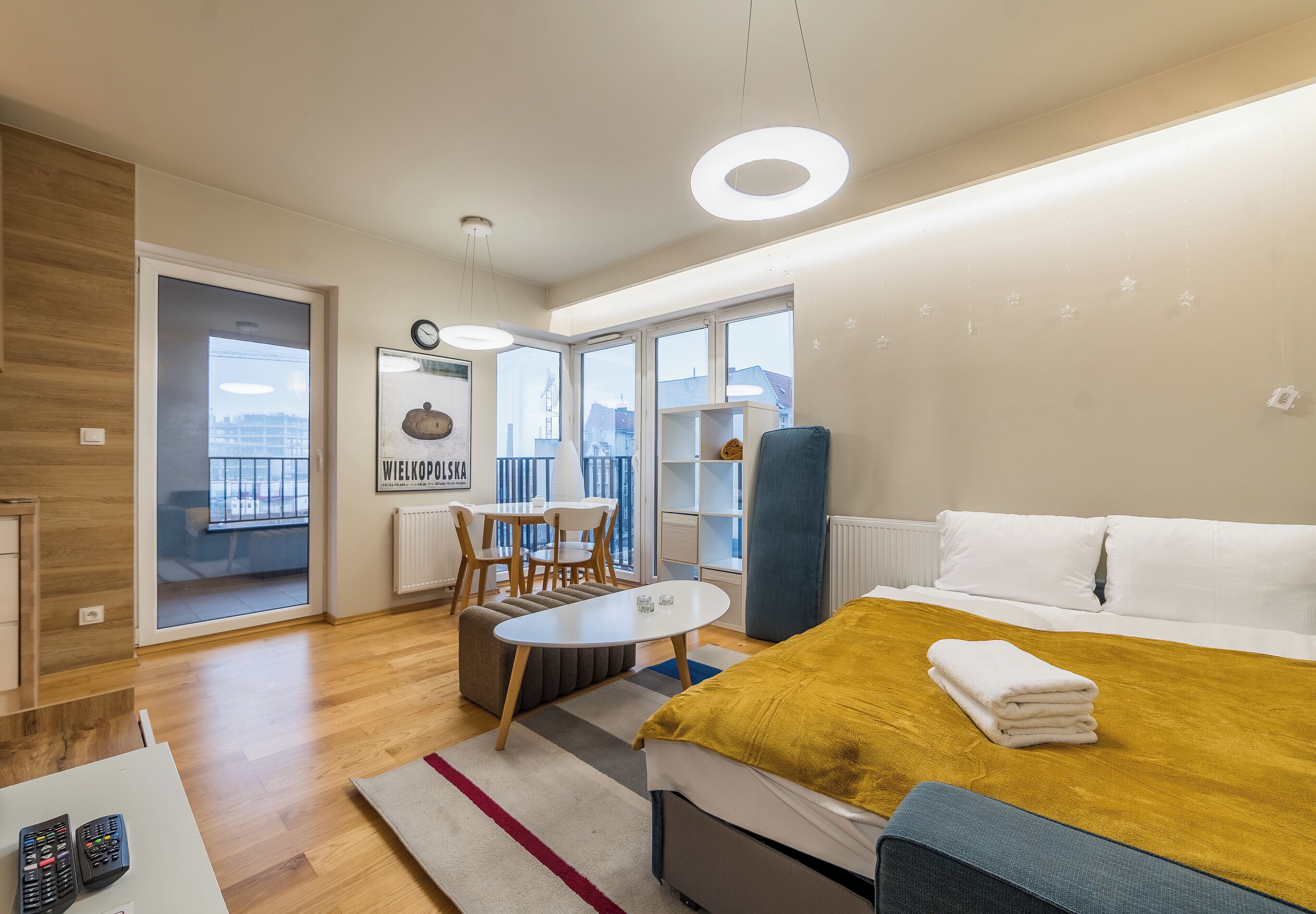 Fer et planche à repasser, Wi-Fi, literie fournie