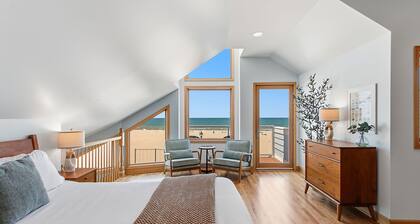Coastal Blue | Beachfront • Luxe 4BR • Arcade!