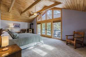 5 chambres, fer et planche à repasser, Wi-Fi gratuit, draps fournis