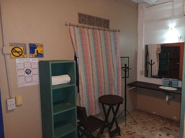 Basic Room | Free WiFi - Sayu Life (Sayulita)