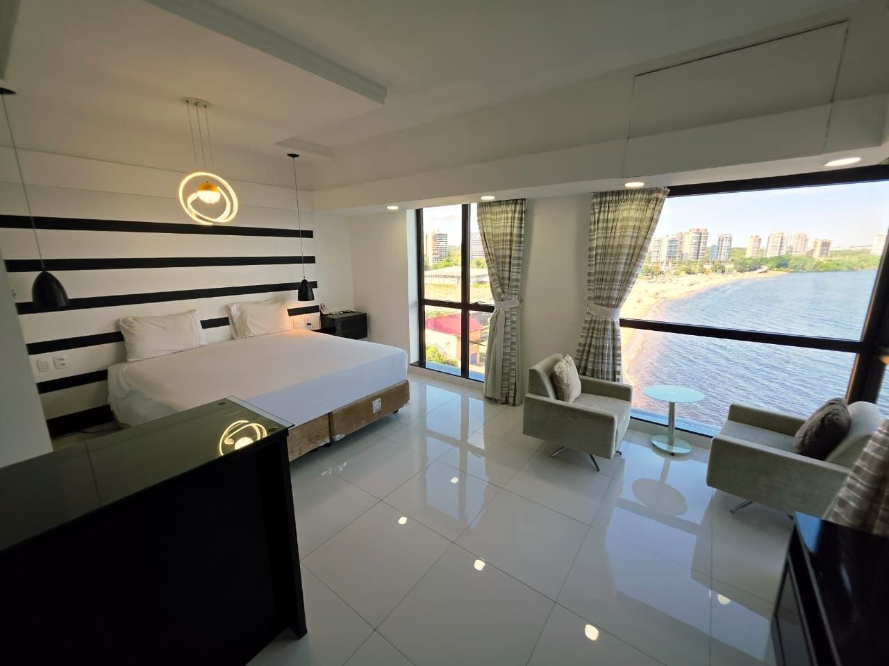 Hypo-allergenic bedding, soundproofing, free WiFi, bed sheets