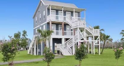 Bayou BandB Escape • Fire Pit + Hot Breakfast