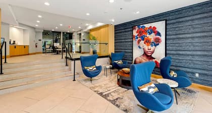 Winter Escape • Relax w/ Massage Chair + Parking