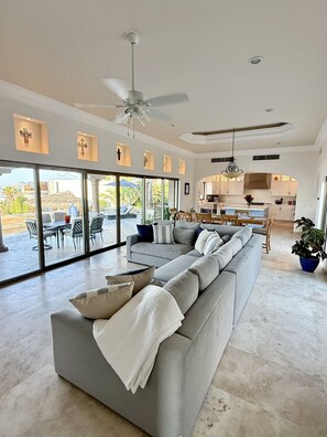 Smart TV, fireplace - Stunning Private Beach Front Villa w/ Private Sandy Beach, Roof Deck Firepit... (Cabo San Lucas)